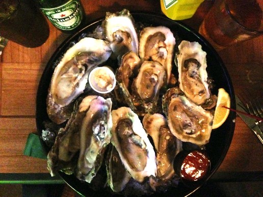 Ostras en Pilot House. Key Largo, Florida